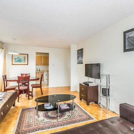 Toronto Furnished Living-Gerard Apartment Ngoại thất bức ảnh