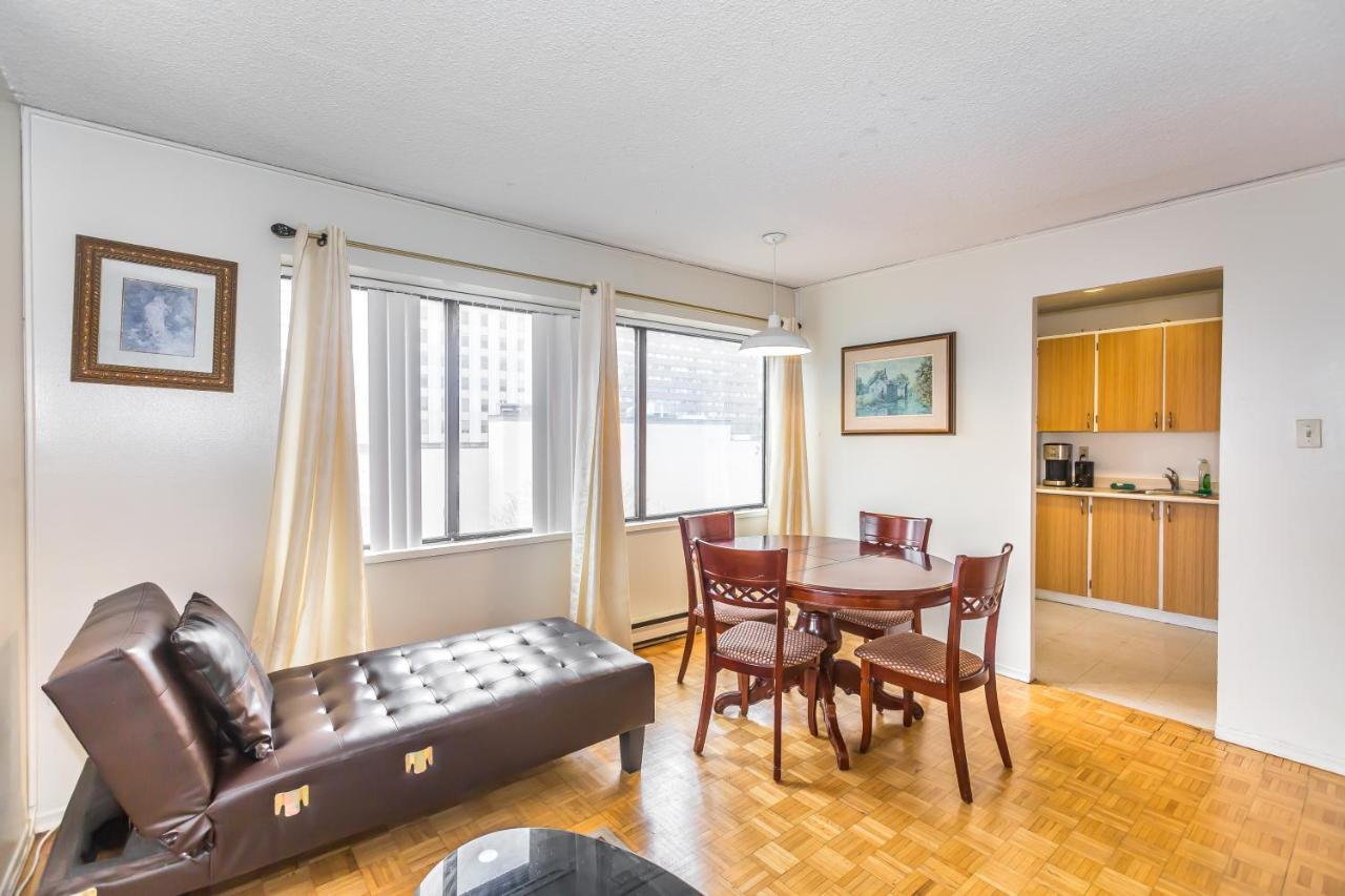 Toronto Furnished Living-Gerard Apartment Ngoại thất bức ảnh