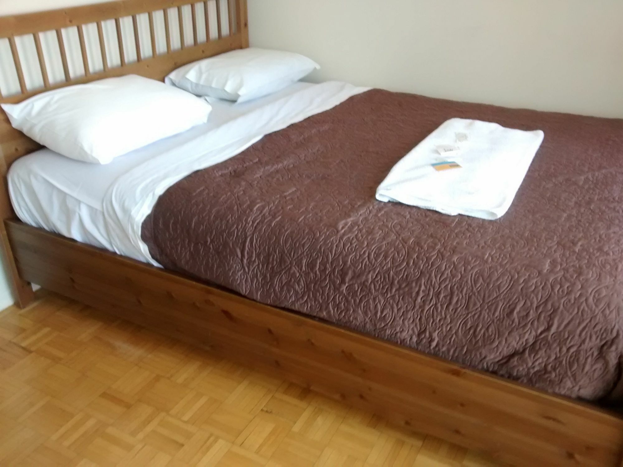 Toronto Furnished Living-Gerard Apartment Ngoại thất bức ảnh